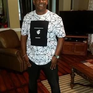 Meet your Posher, Bruce